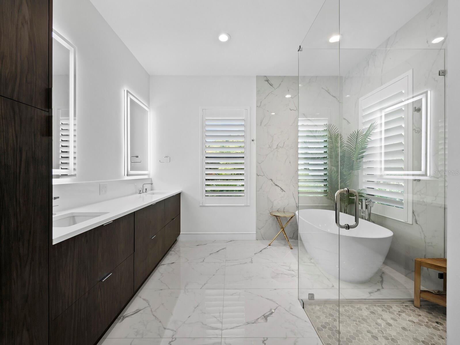 Image 22 of 43 For 1717 Alta Vista Street