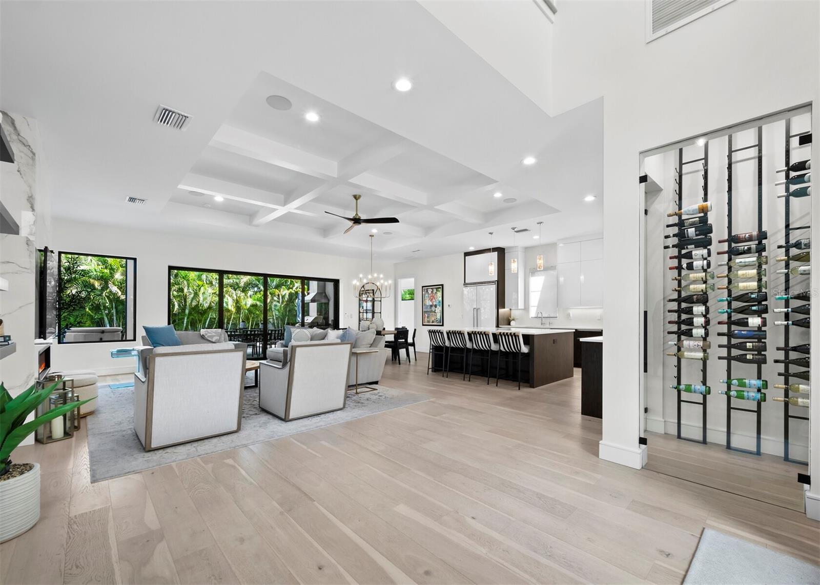 Image 3 of 43 For 1717 Alta Vista Street