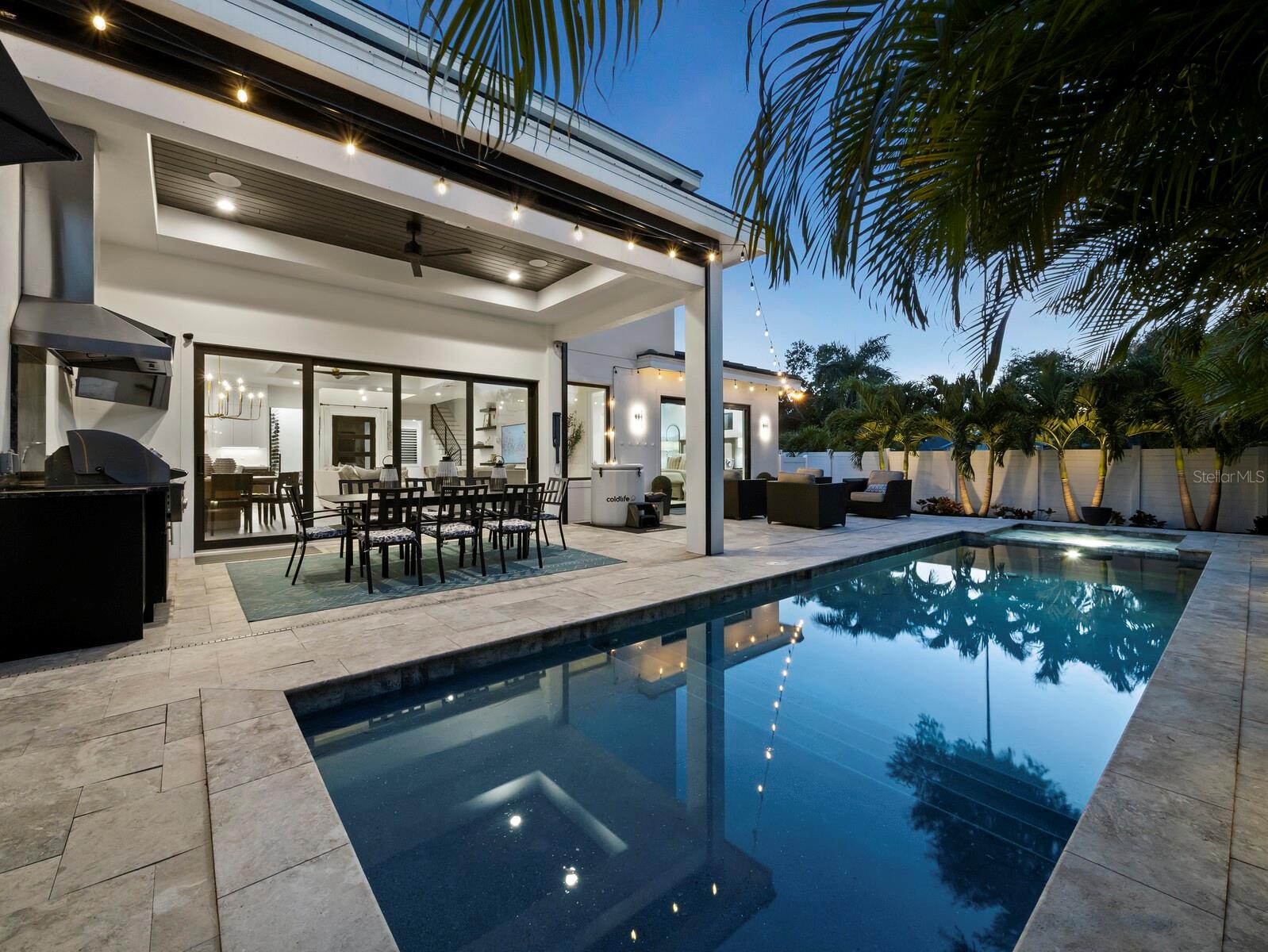 Image 37 of 43 For 1717 Alta Vista Street