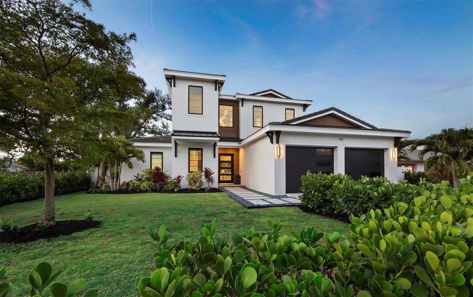 Image 43 of 43 For 1717 Alta Vista Street