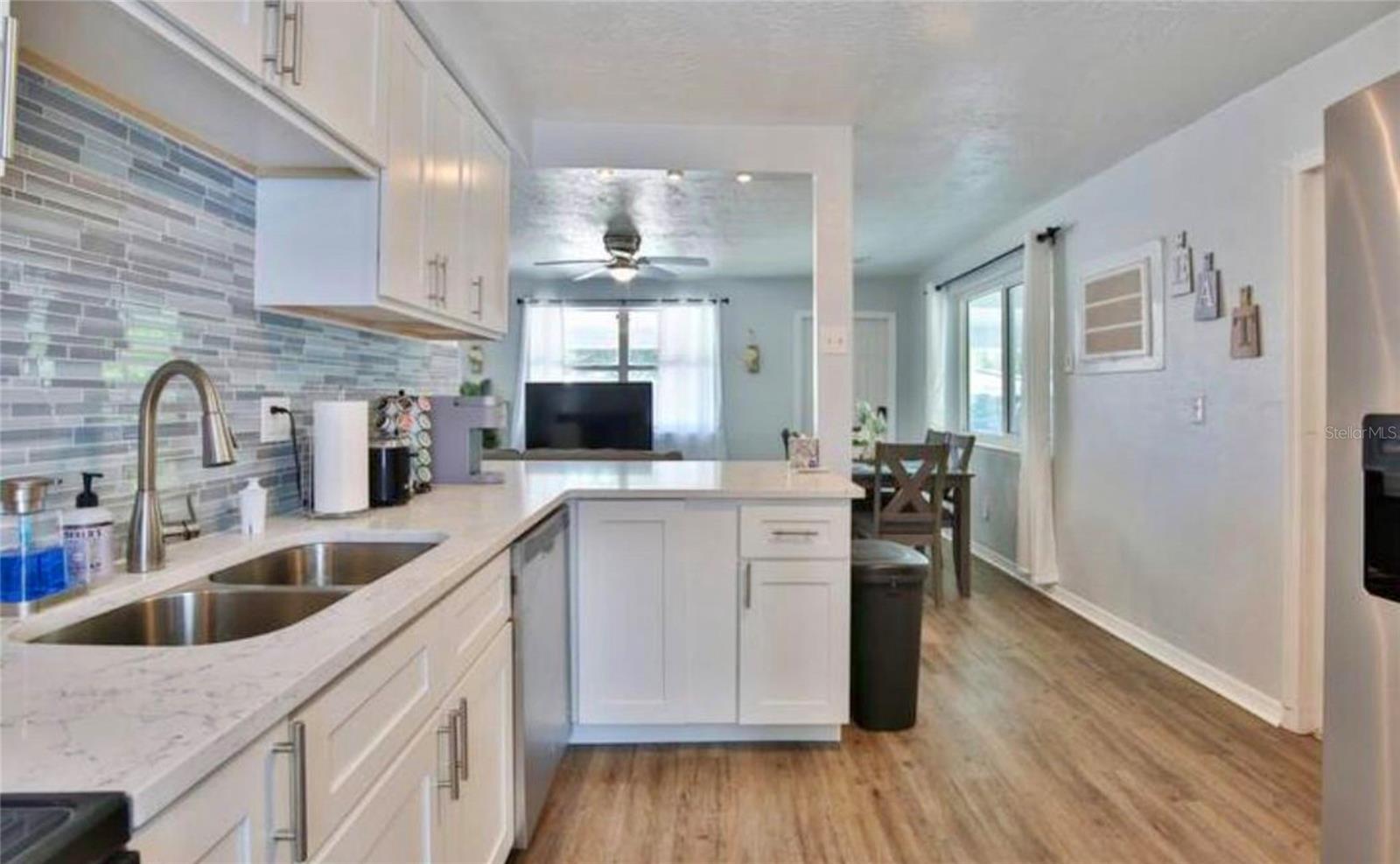 Listing photo id 7 for 3113 Mcintosh Road