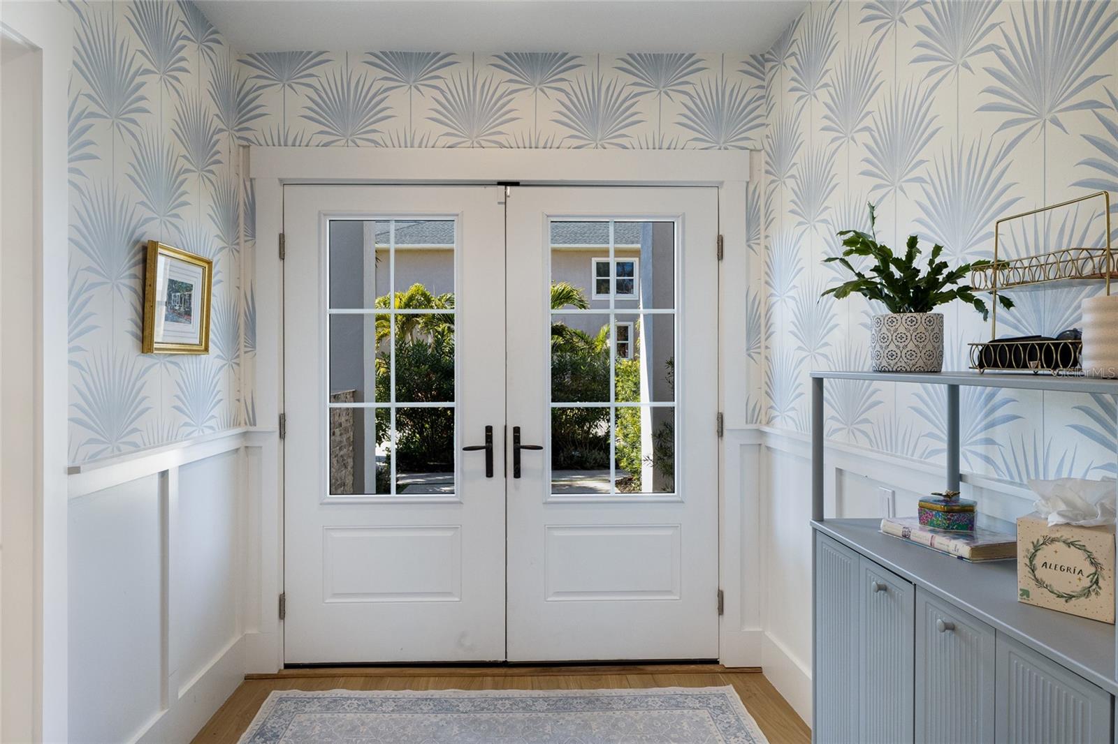 Image 10 of 90 For 1519 Riverview Lane