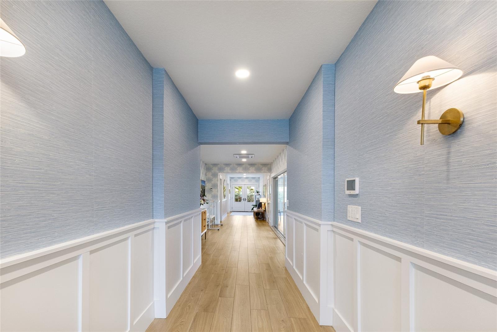 Image 14 of 90 For 1519 Riverview Lane