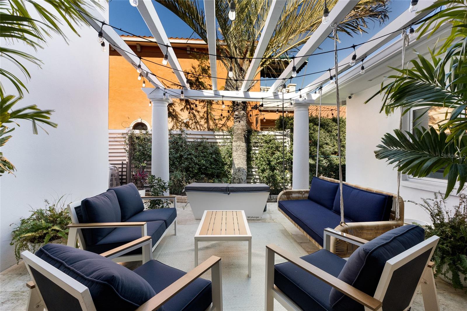 Image 15 of 90 For 1519 Riverview Lane