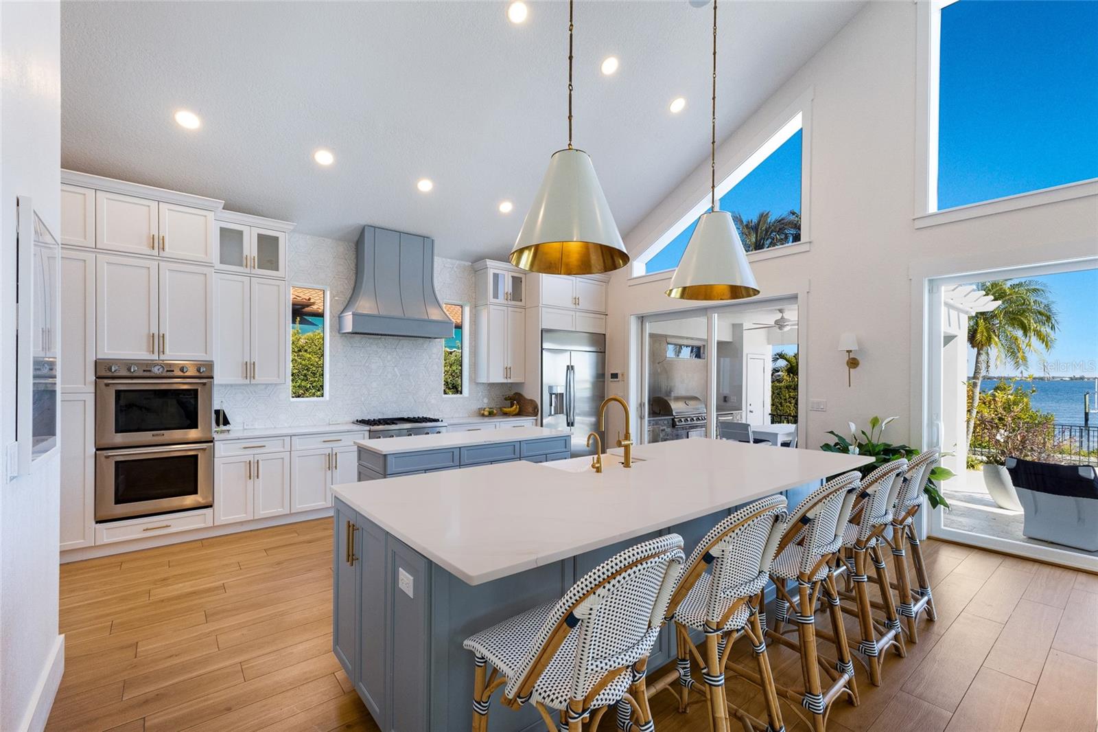 Image 22 of 90 For 1519 Riverview Lane