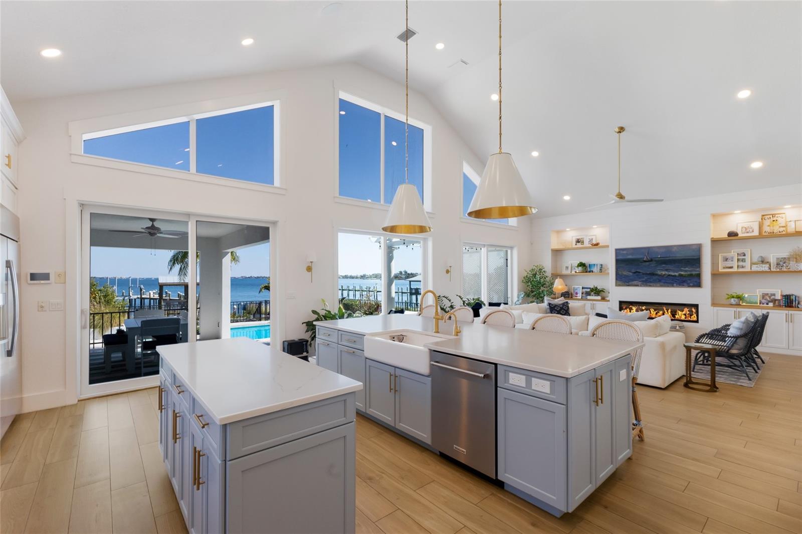 Image 25 of 90 For 1519 Riverview Lane