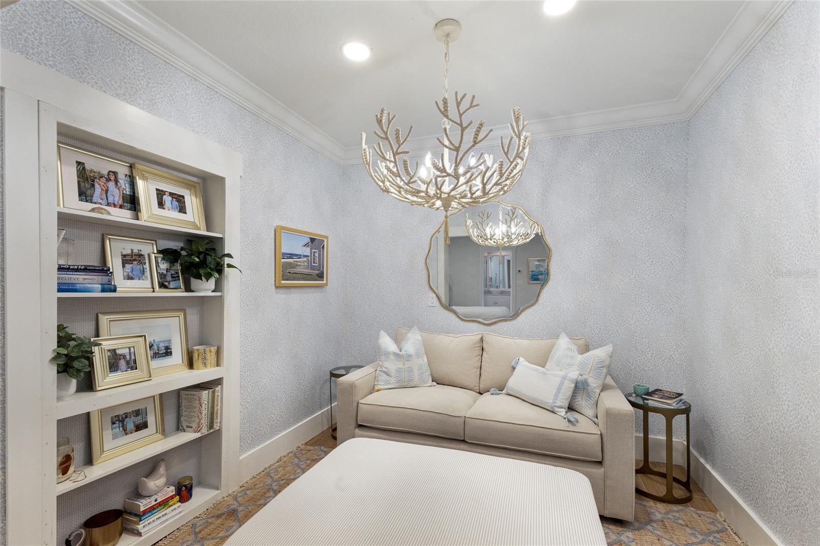 Image 33 of 90 For 1519 Riverview Lane