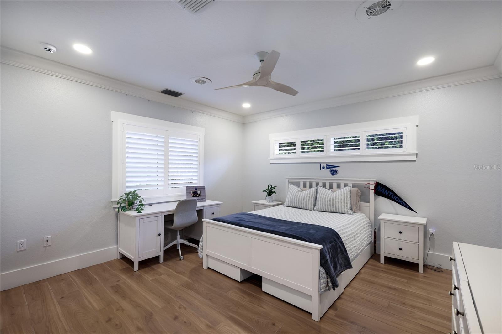 Image 37 of 90 For 1519 Riverview Lane