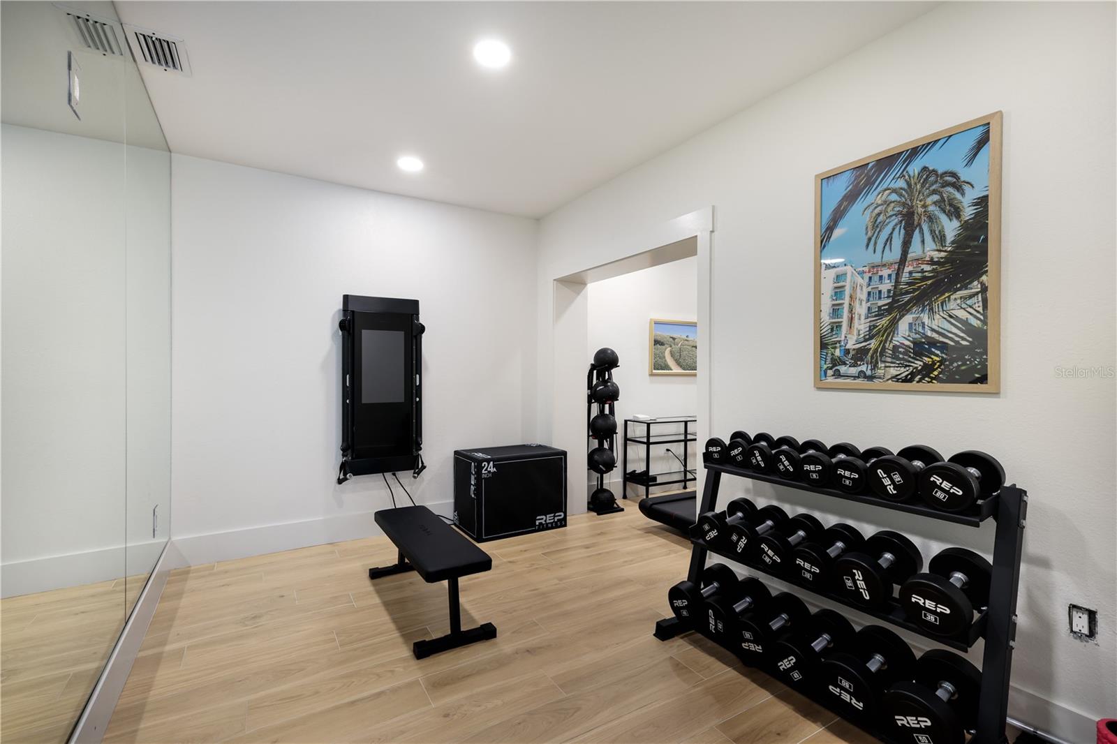 Image 40 of 90 For 1519 Riverview Lane