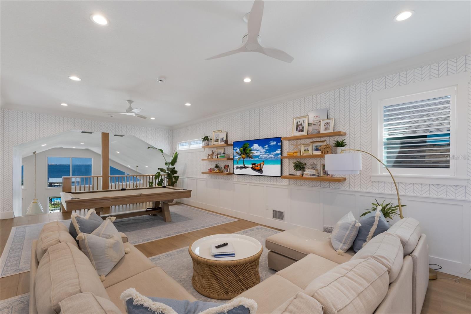 Image 50 of 90 For 1519 Riverview Lane