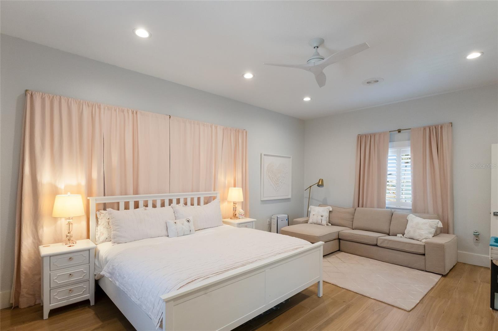 Image 56 of 90 For 1519 Riverview Lane