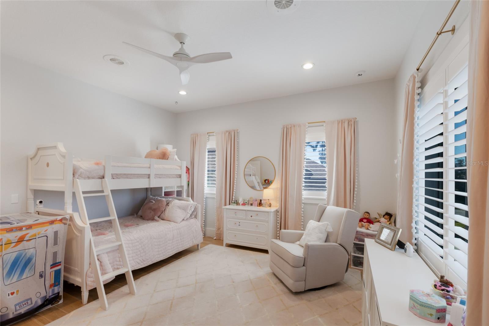 Image 58 of 90 For 1519 Riverview Lane