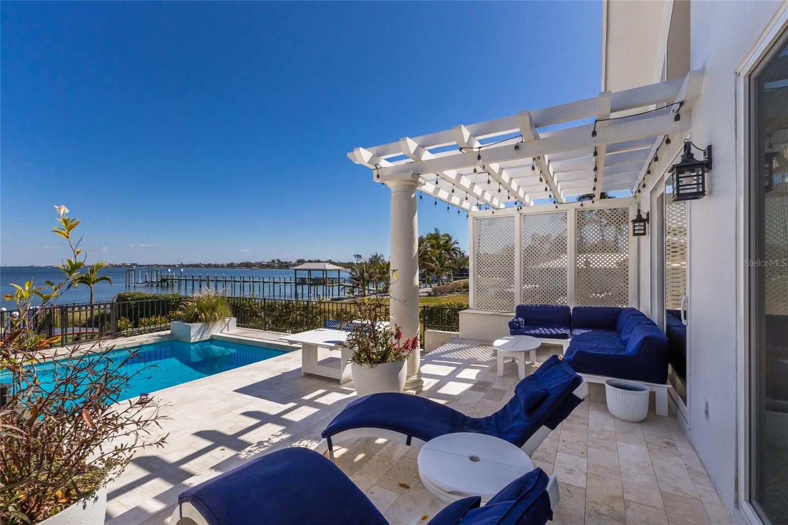 Image 64 of 90 For 1519 Riverview Lane