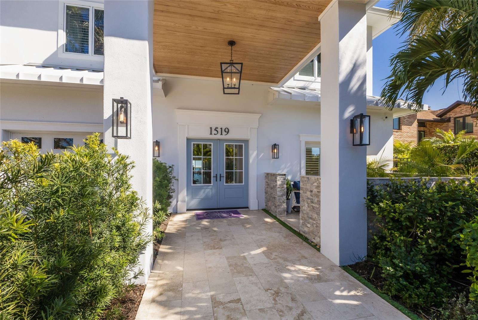 Image 7 of 90 For 1519 Riverview Lane