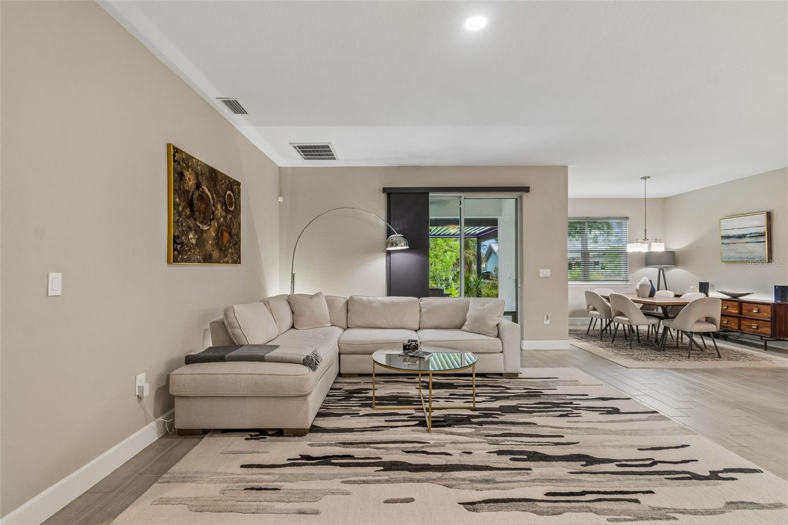 Image 17 of 77 For 4916 Hader Road