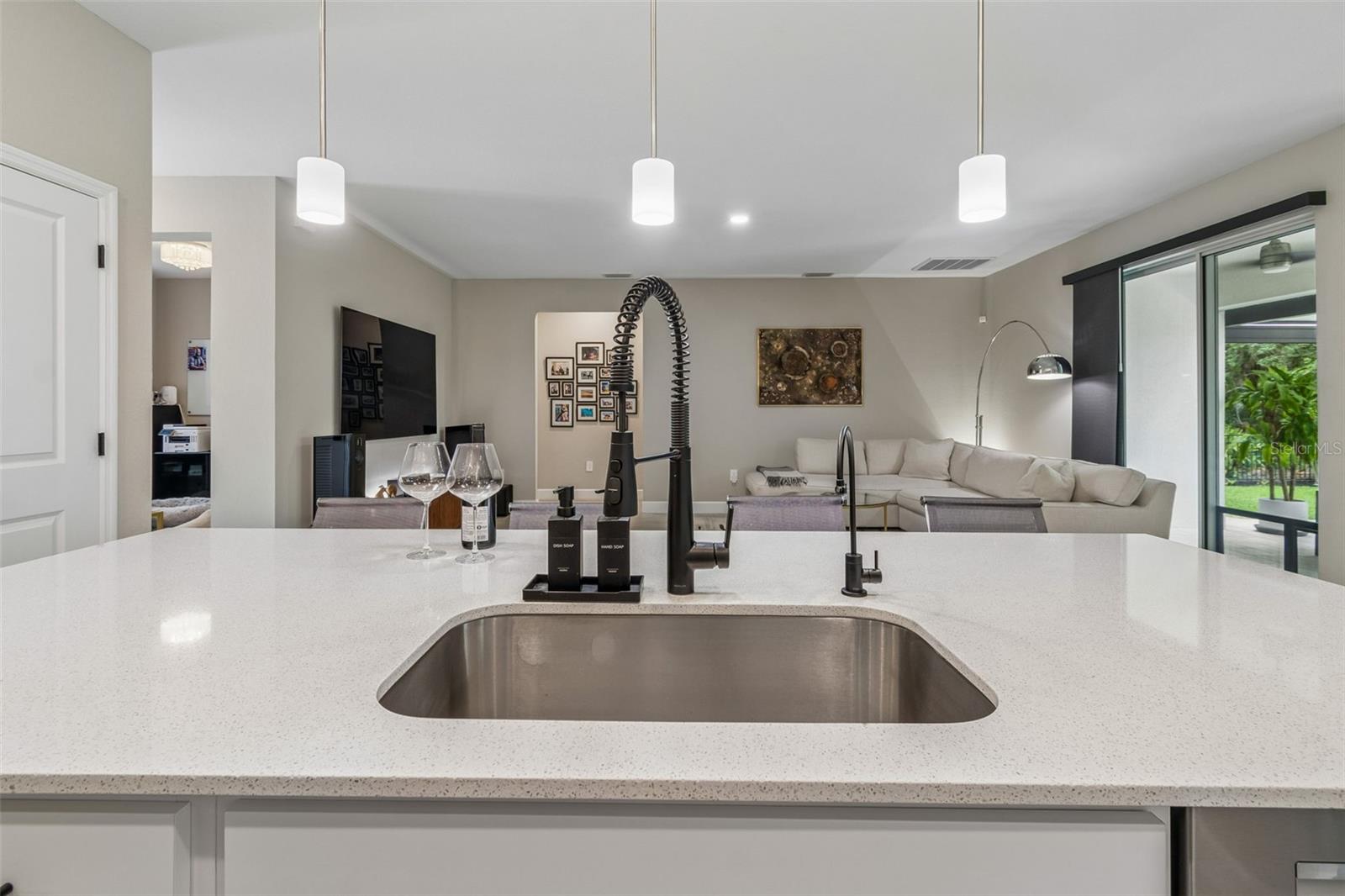 Image 23 of 77 For 4916 Hader Road