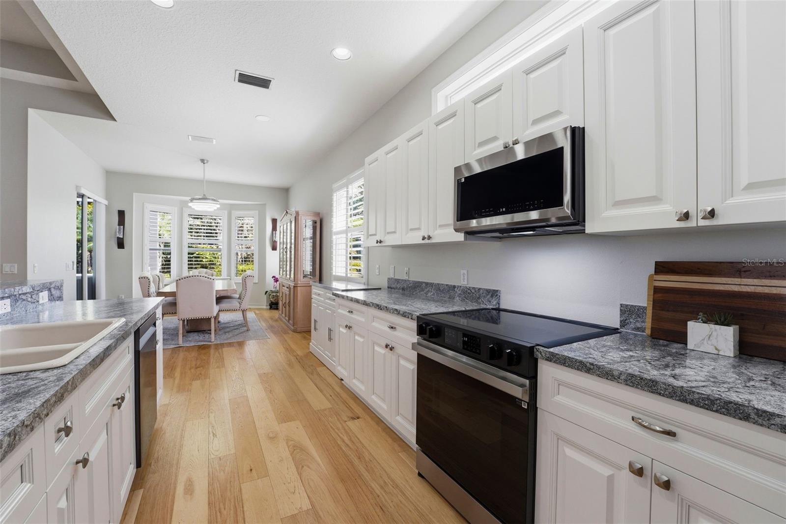 Image 14 of 37 For 132 Tall Trees Court