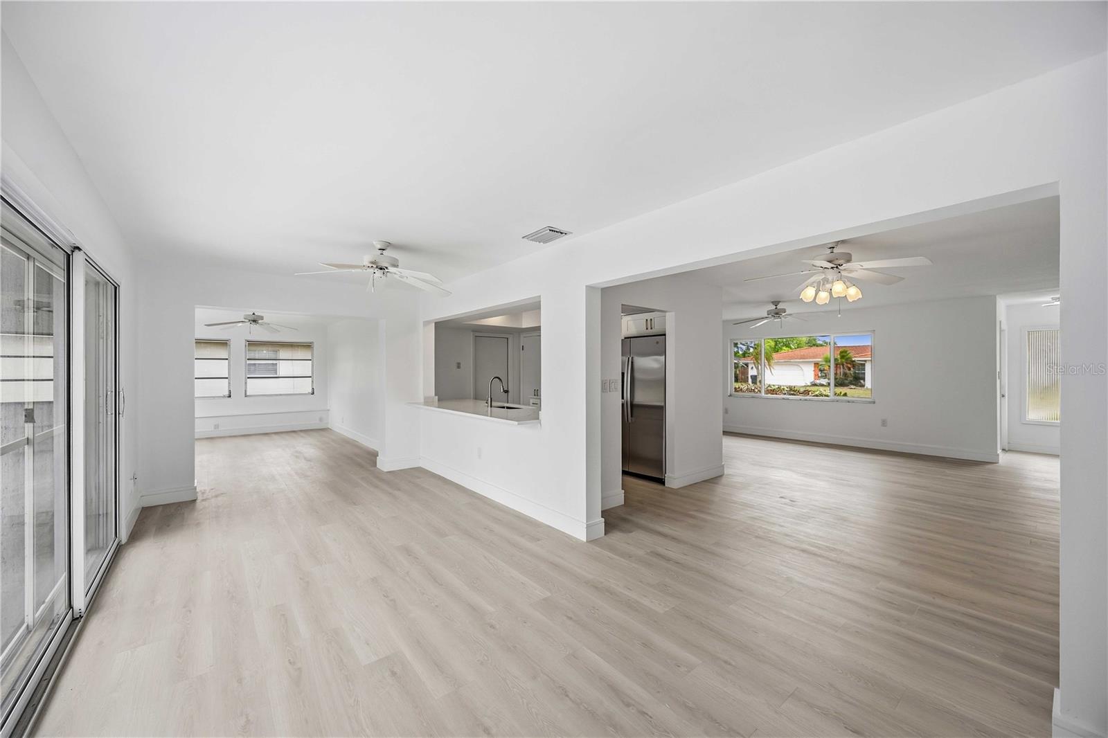 Image 15 of 47 For 2501 Cass Street