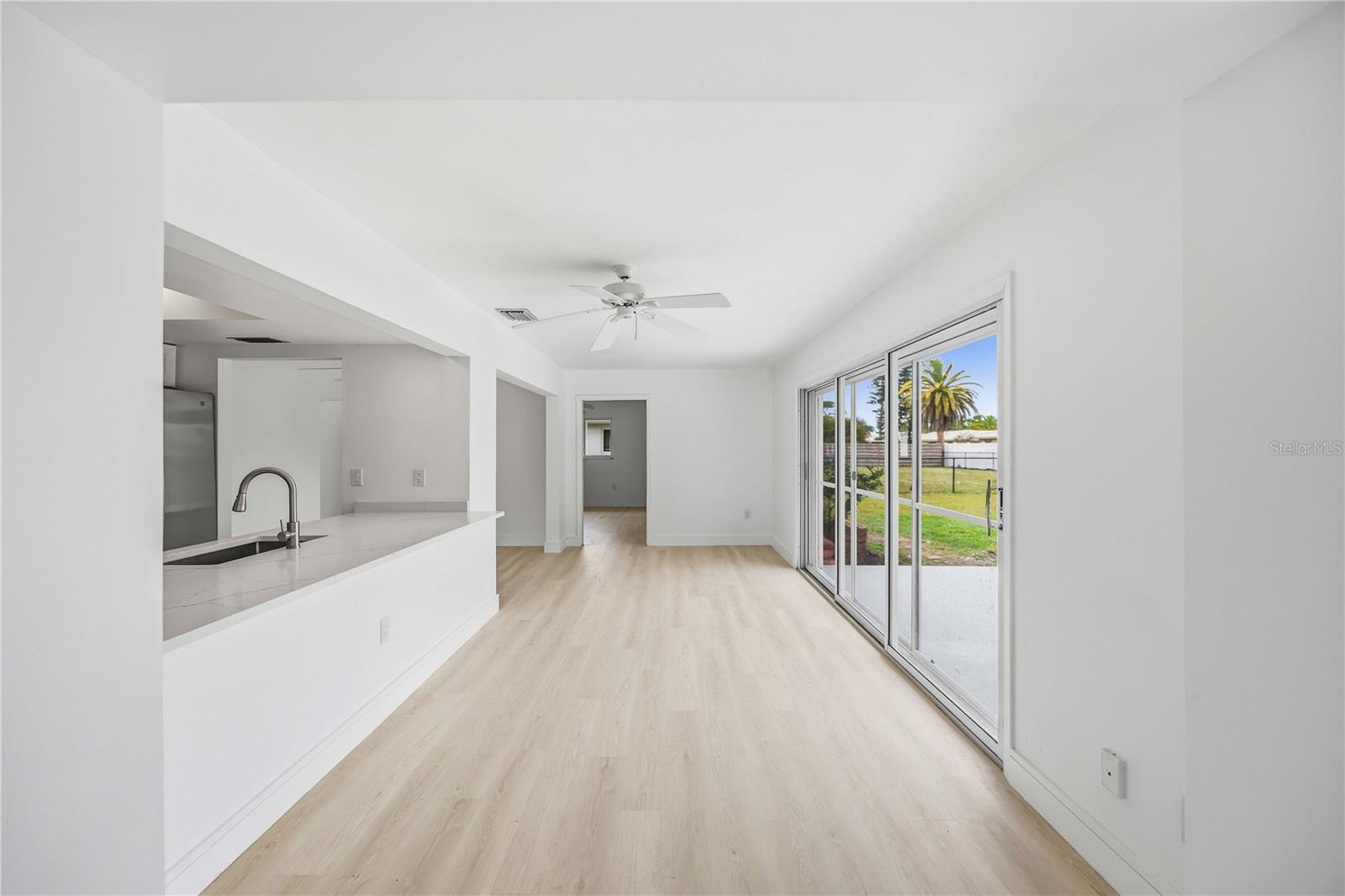 Image 17 of 47 For 2501 Cass Street