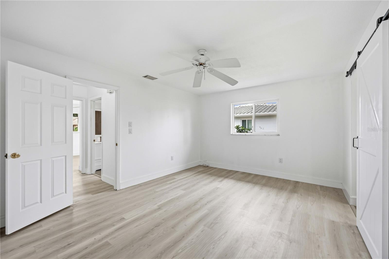 Image 27 of 47 For 2501 Cass Street