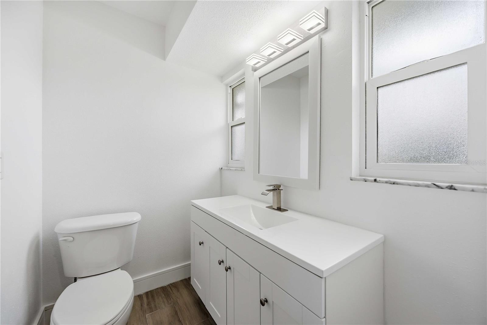 Image 34 of 47 For 2501 Cass Street