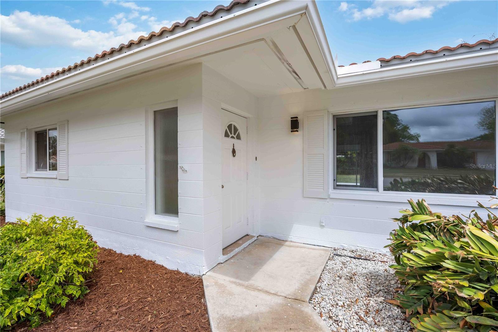 Image 4 of 47 For 2501 Cass Street