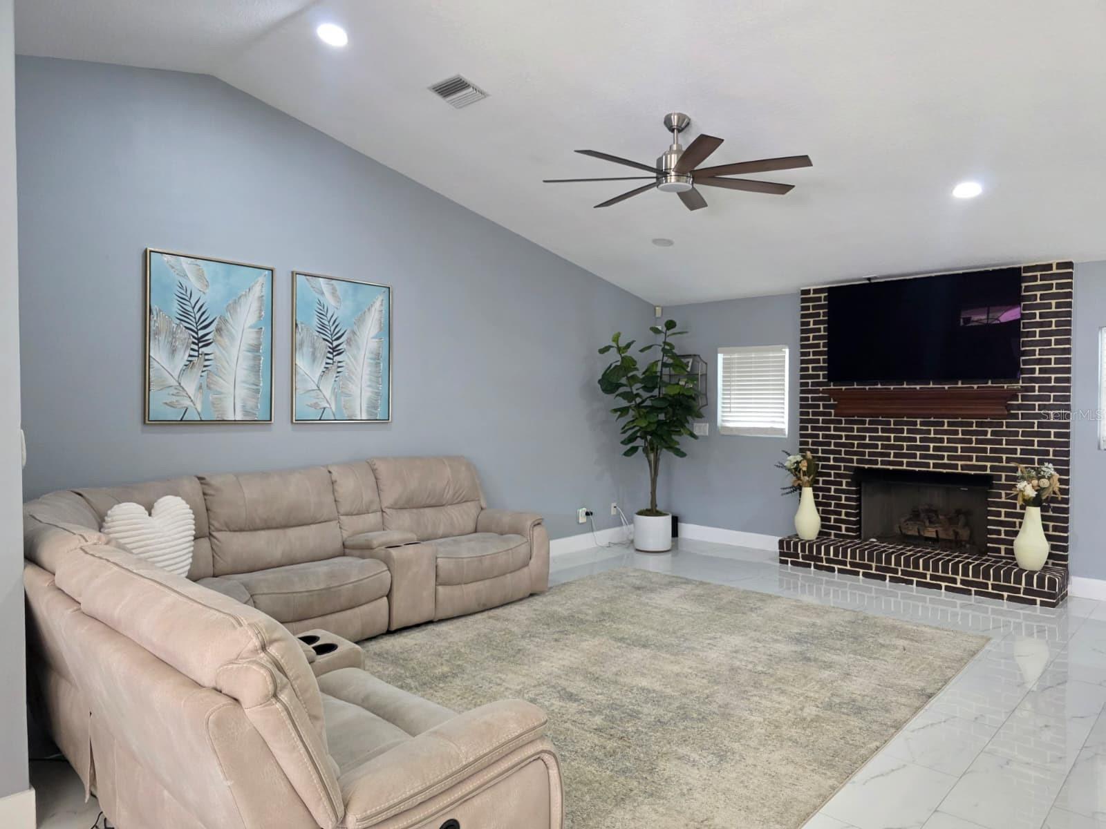 Image 27 of 38 For Address Not Provided