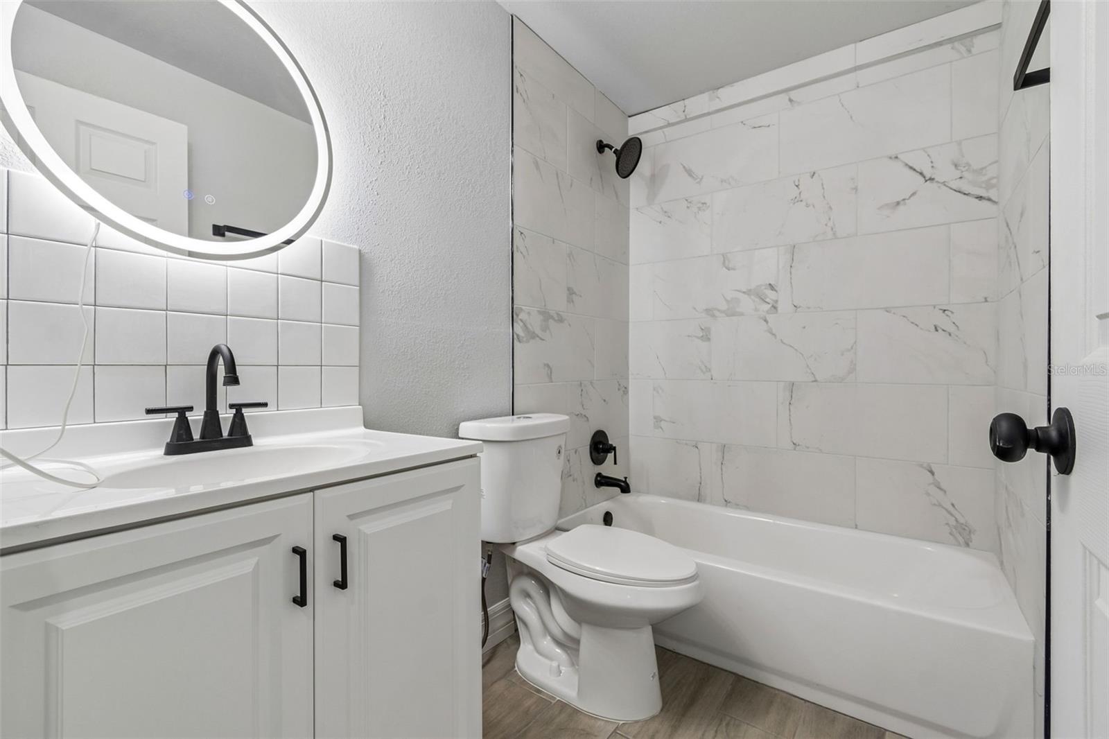 Image 65 of 91 For 2309 21st Avenue W