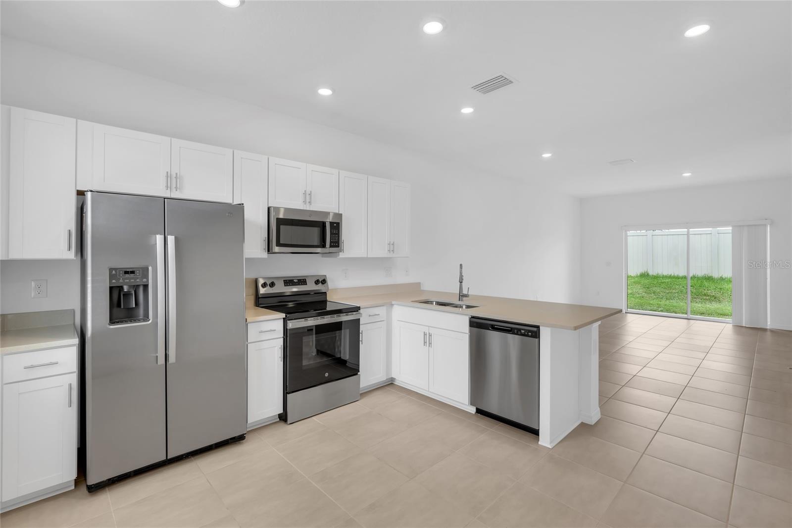 Image 12 of 78 For 8765 Daybreak Street