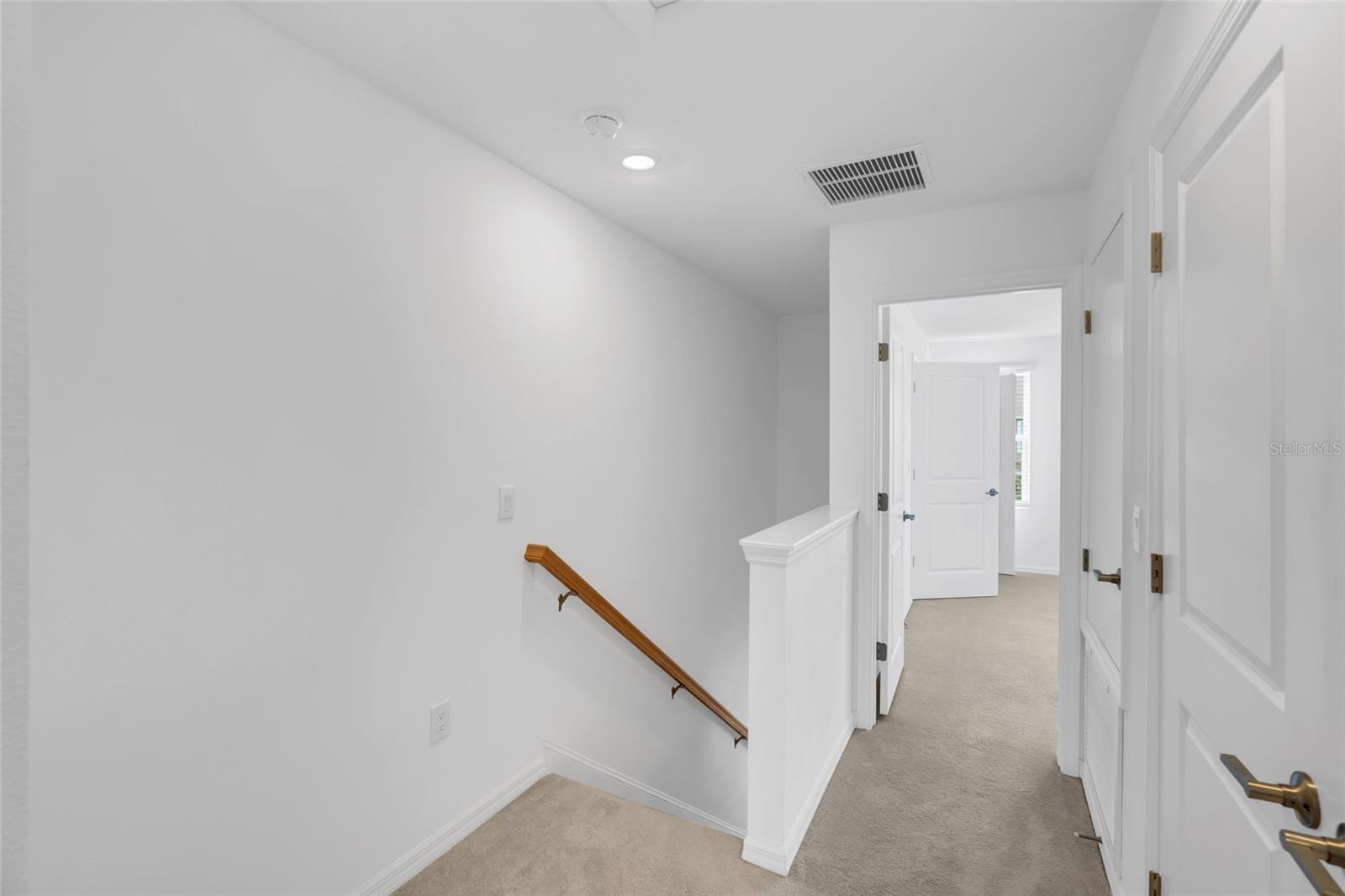 Image 18 of 78 For 8765 Daybreak Street