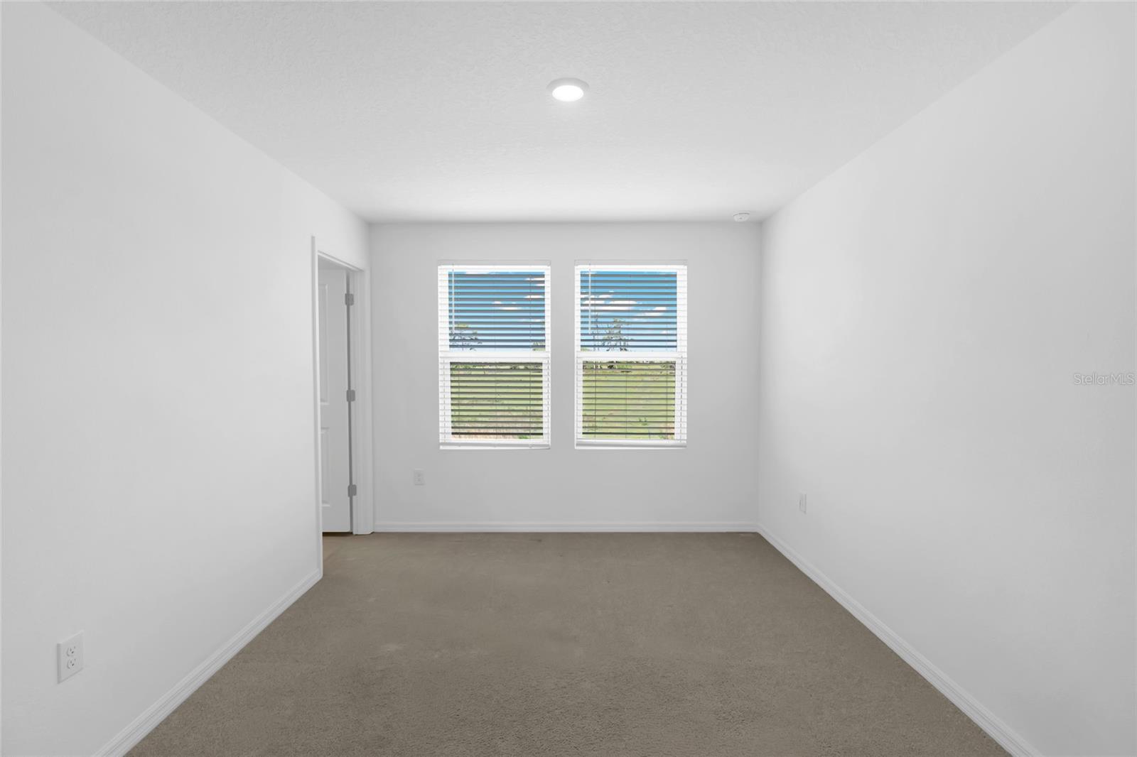 Image 23 of 78 For 8765 Daybreak Street