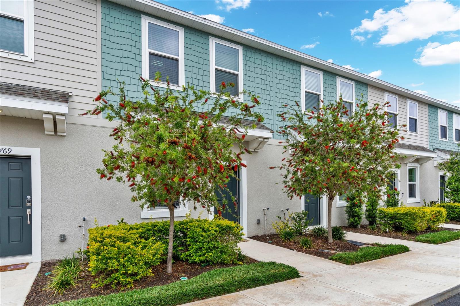 Image 32 of 78 For 8765 Daybreak Street