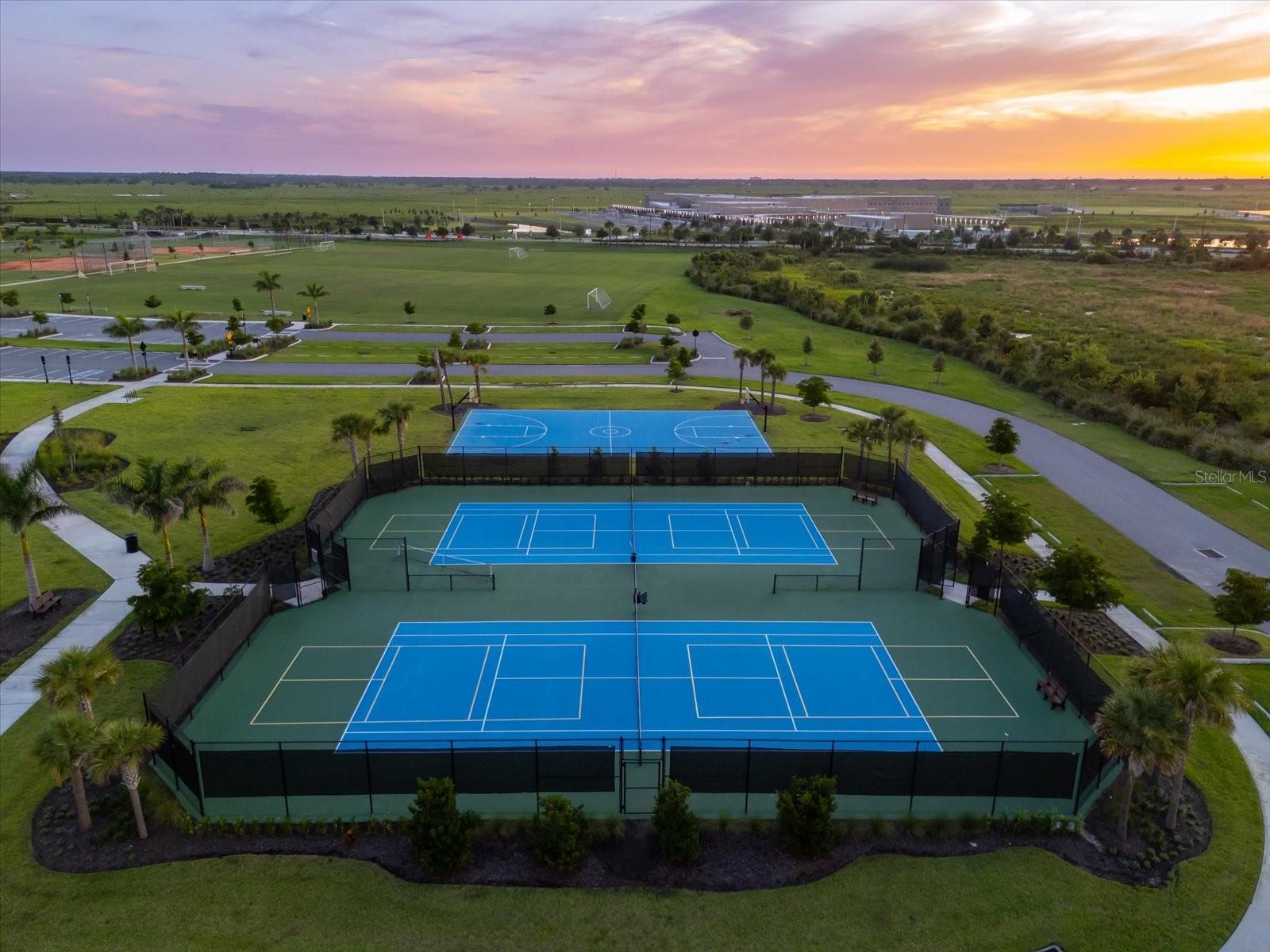 Image 41 of 78 For 8765 Daybreak Street