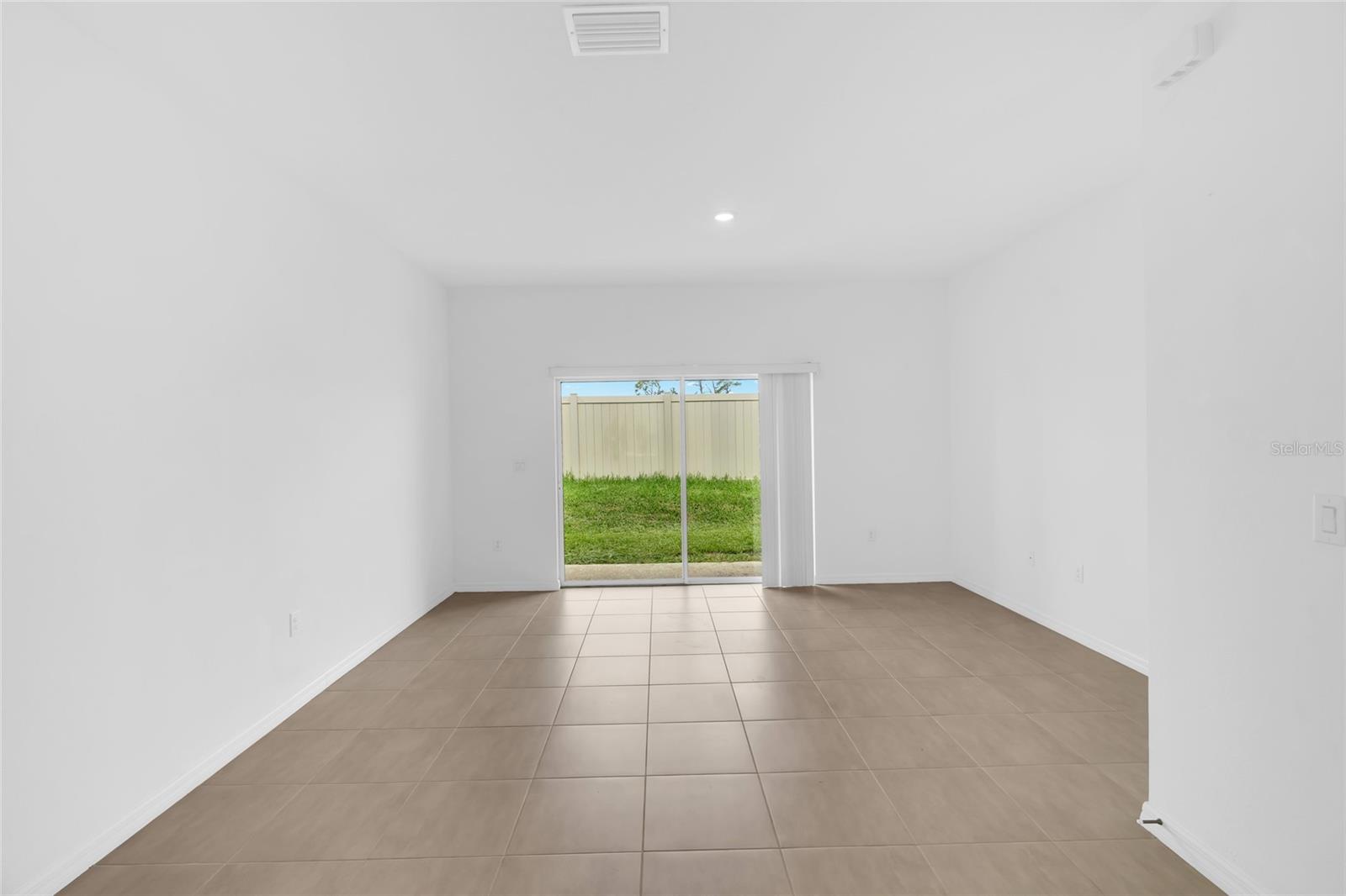 Image 6 of 78 For 8765 Daybreak Street