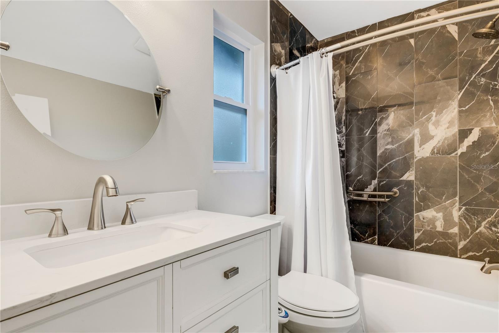 Image 17 of 19 For 251 Plantation Road