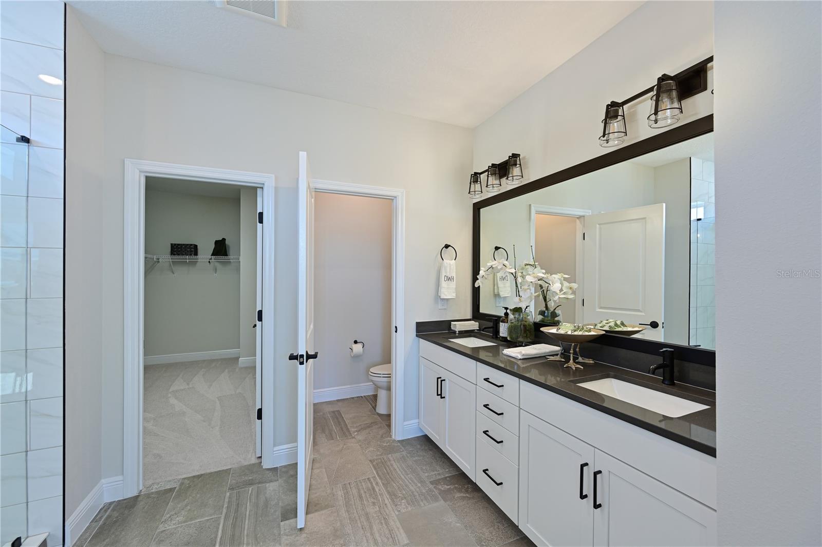 Image 33 of 54 For 2451 Mangum Court