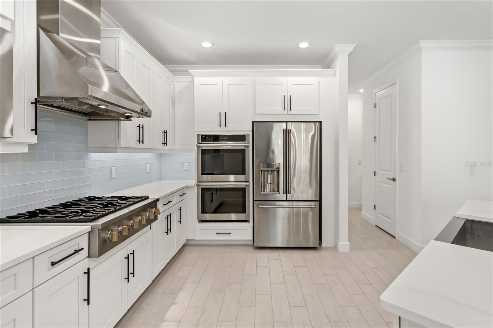 Image 20 of 64 For 4520 Pond Brook Court