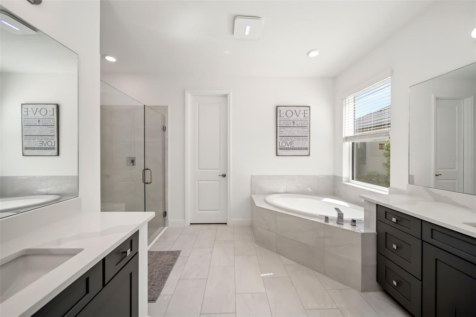 Image 27 of 64 For 4520 Pond Brook Court