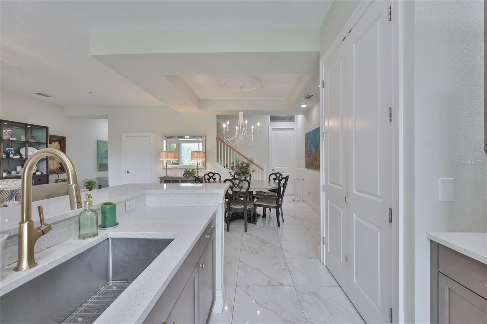 Image 21 of 41 For 7835 Hidden Creek Loop 102