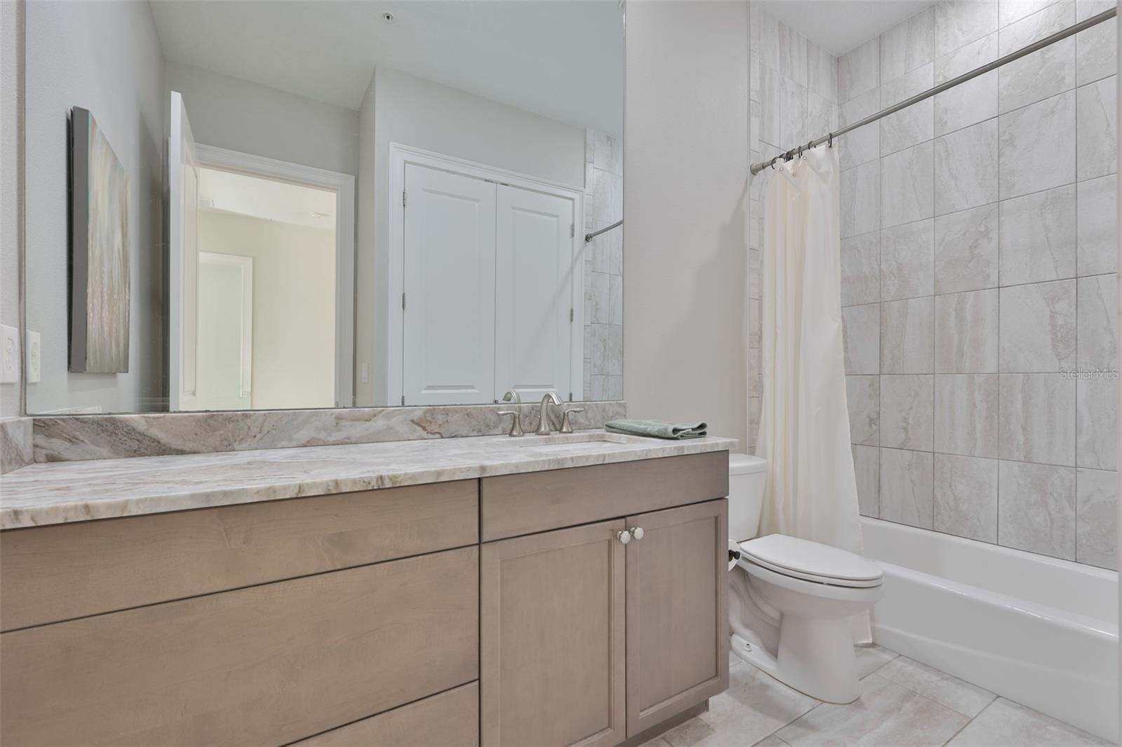 Image 34 of 41 For 7835 Hidden Creek Loop 102