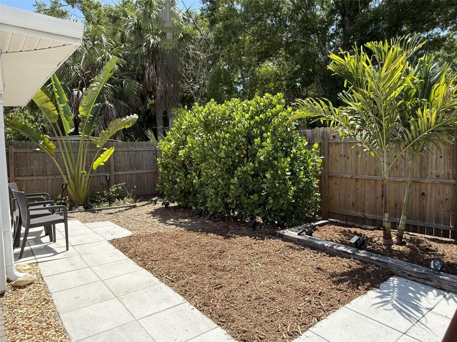 Image 25 of 56 For 828 Tuttle Avenue B