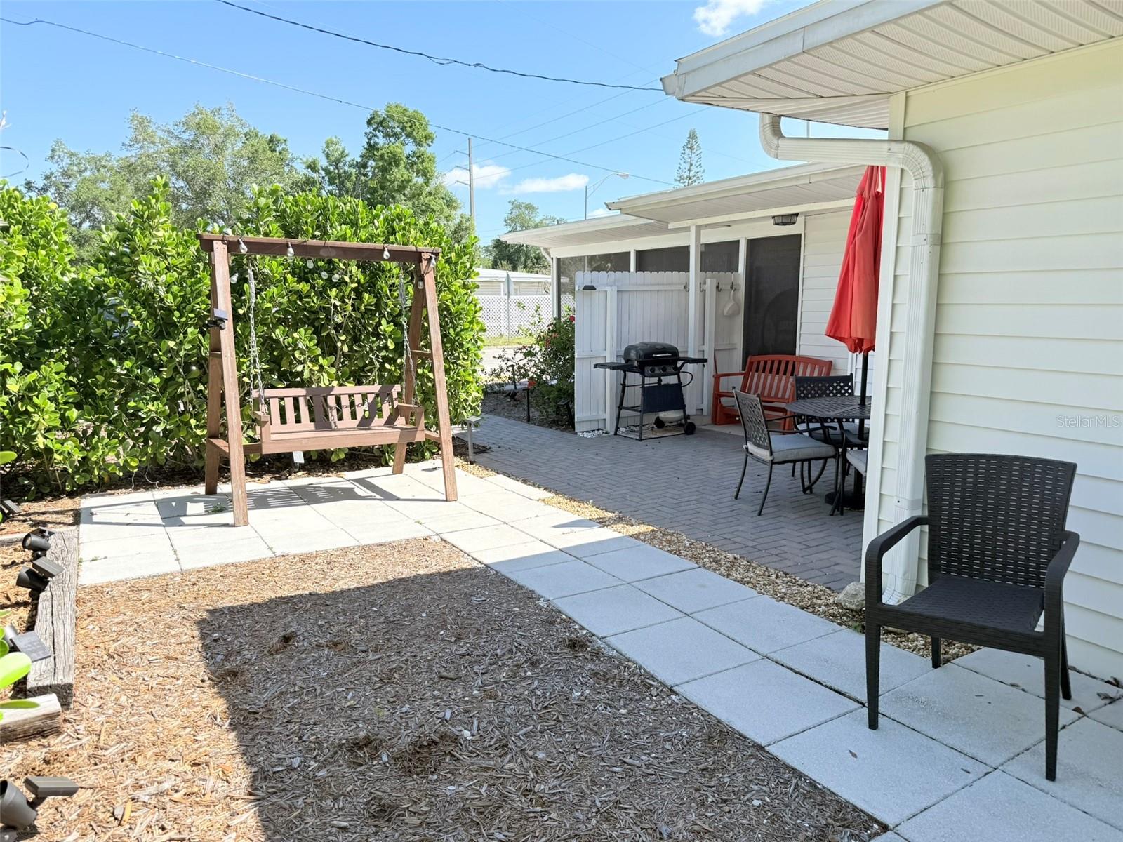 Image 29 of 56 For 828 Tuttle Avenue B