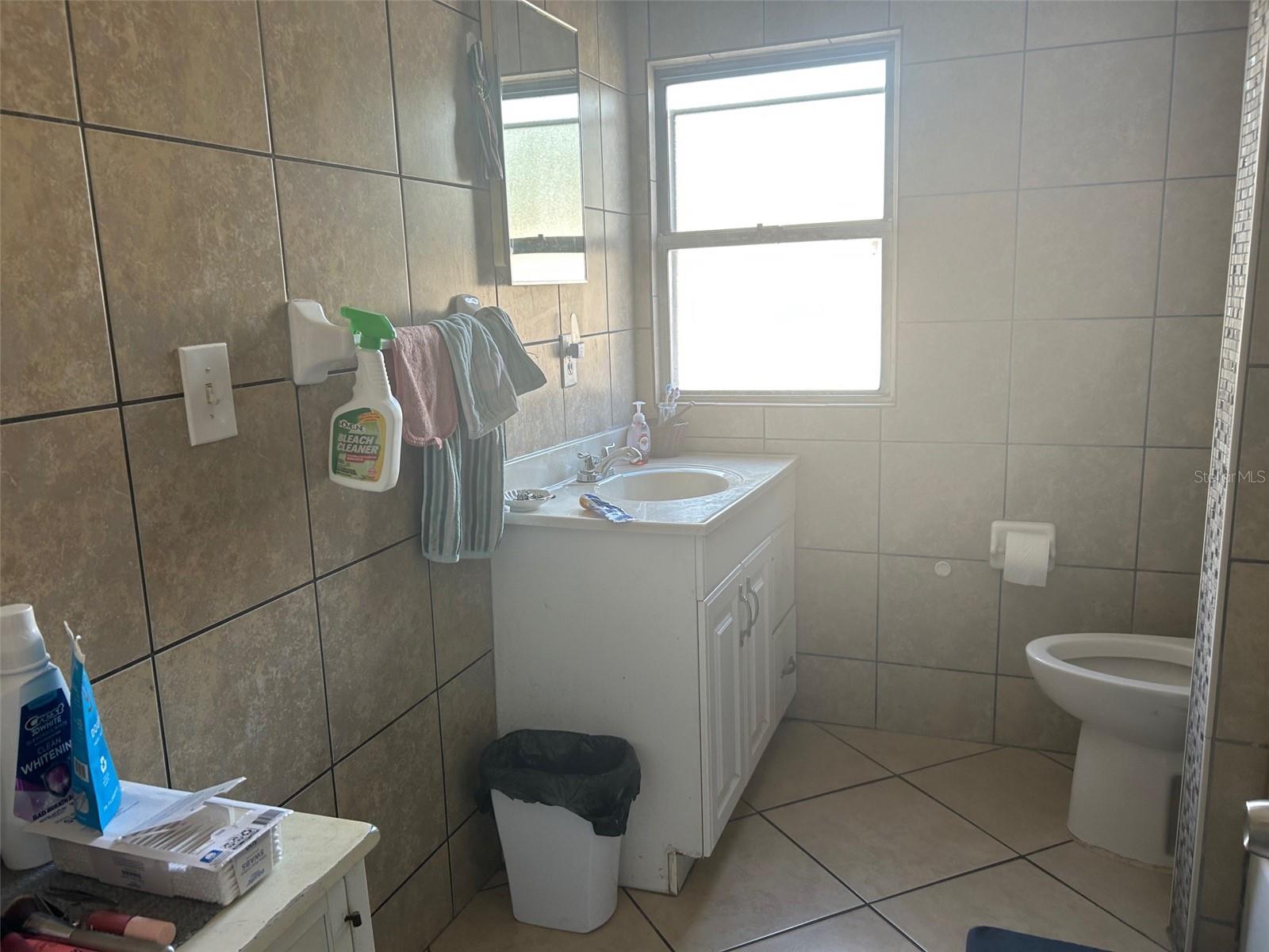 Image 7 of 9 For 2411 6th Street E