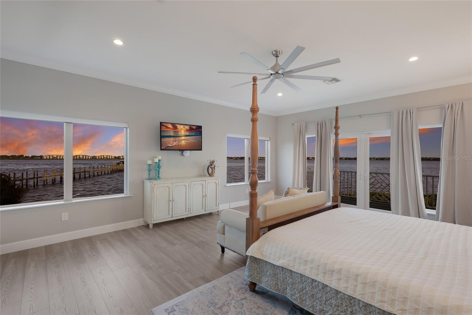 Image 33 of 96 For 806 Nancy Gamble Lane