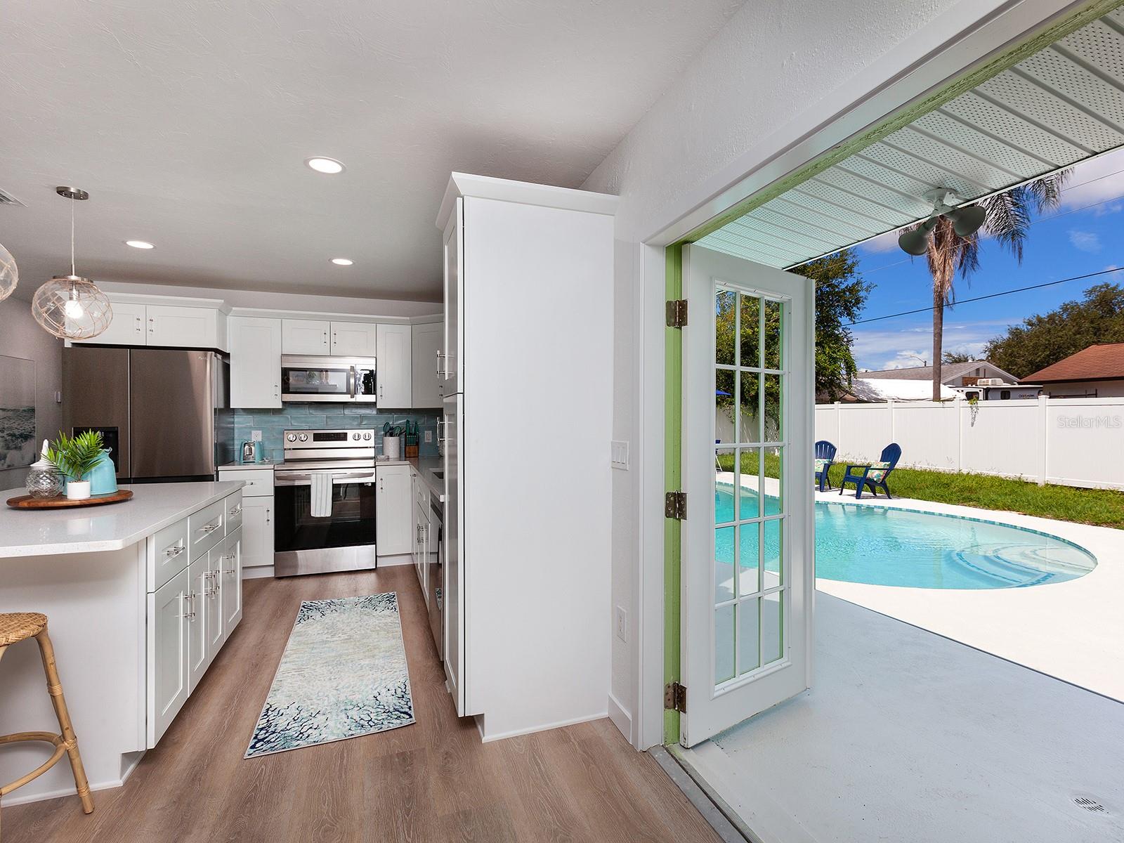 Image 11 of 47 For 3049 Wood Street