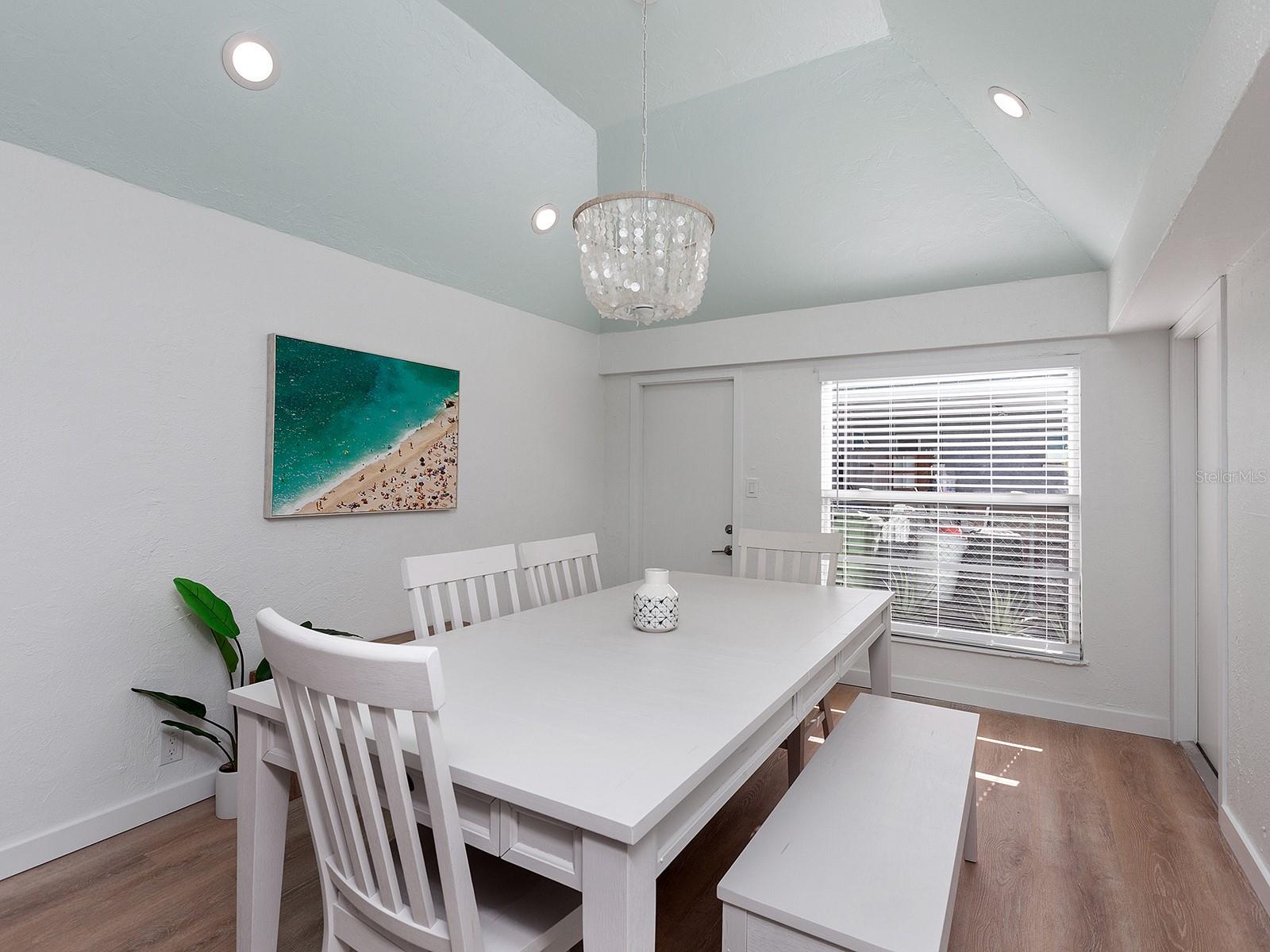 Image 14 of 47 For 3049 Wood Street