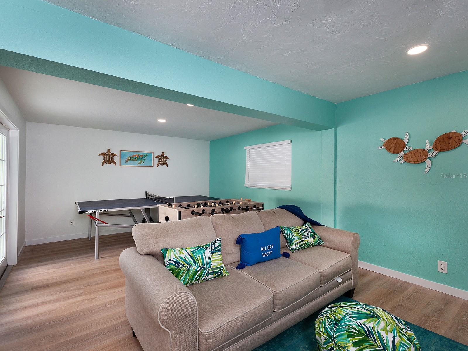 Image 18 of 47 For 3049 Wood Street