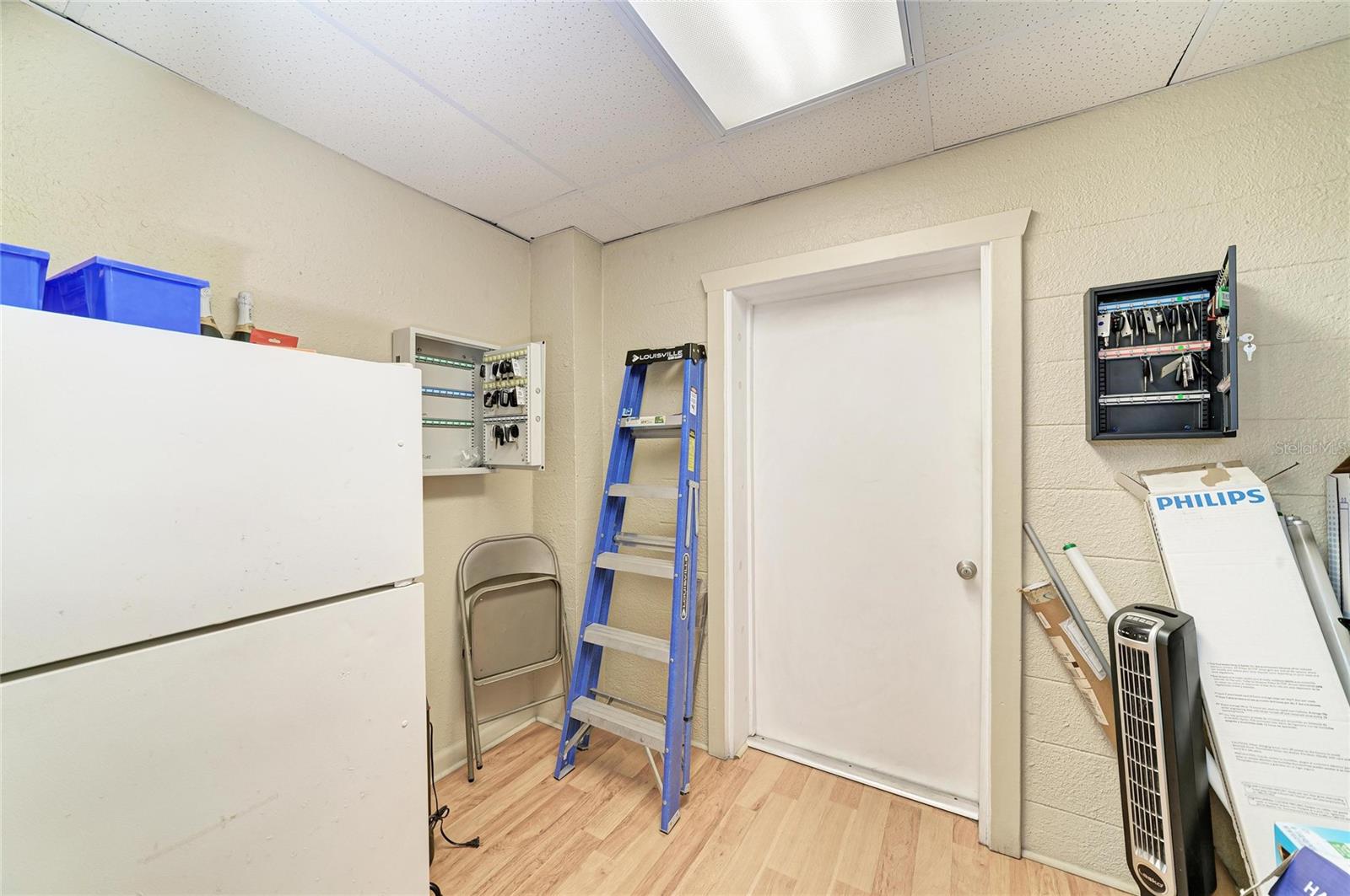 Image 19 of 41 For 2929 9th Street W