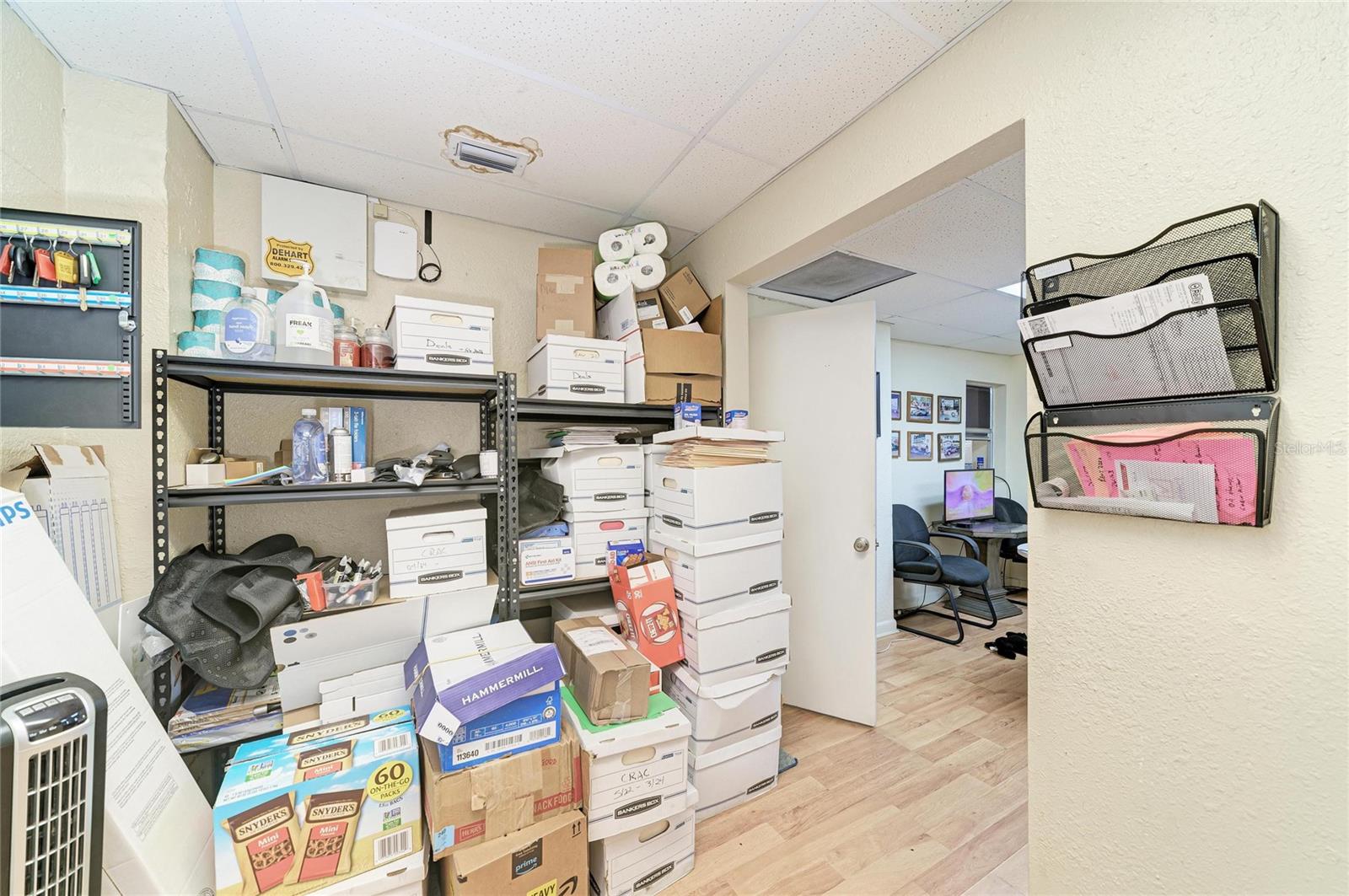 Image 20 of 41 For 2929 9th Street W