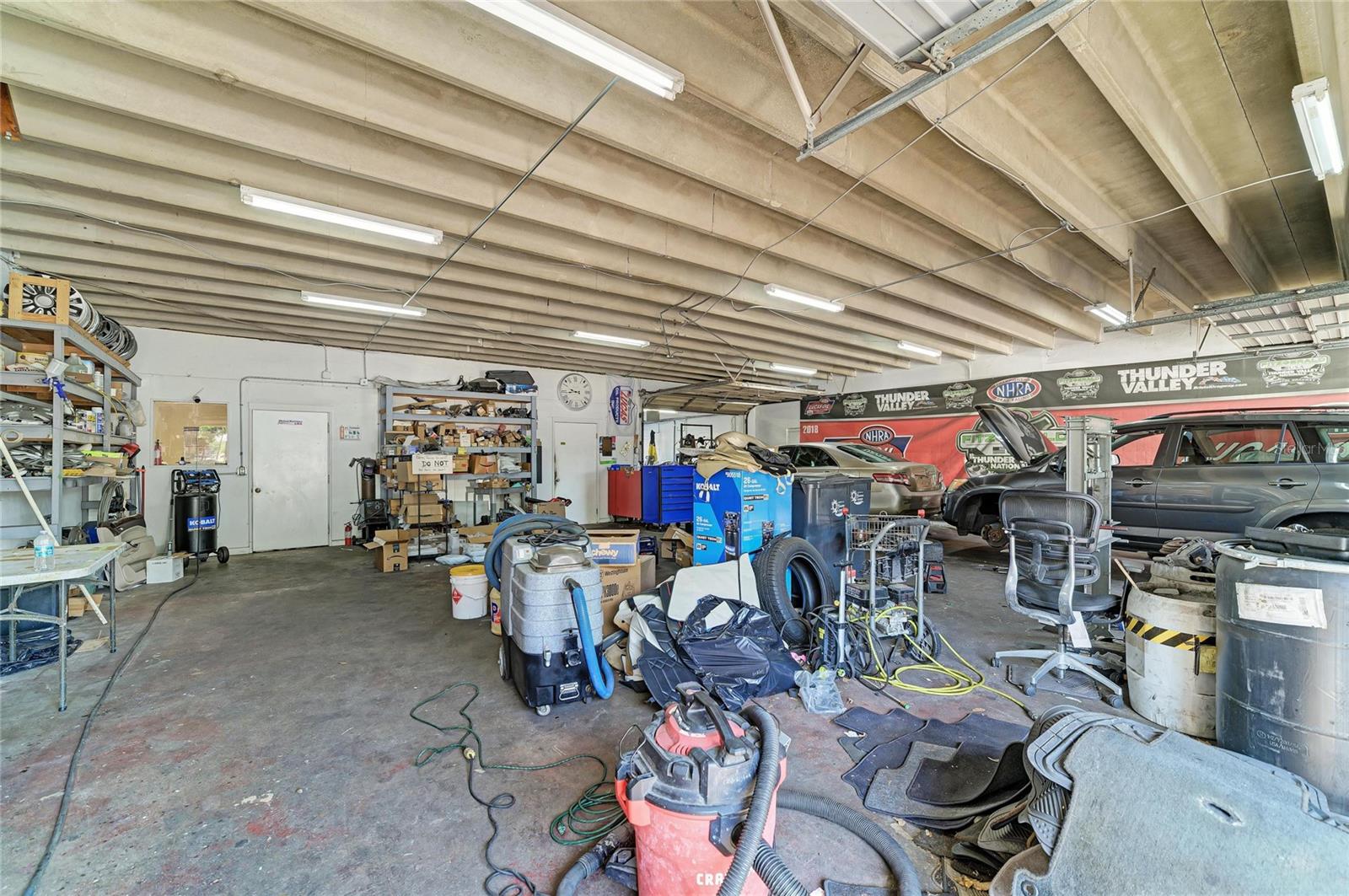 Image 23 of 41 For 2929 9th Street W